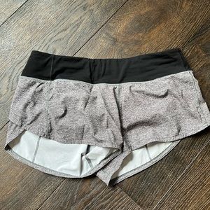 lululemon speed up low-rise lined short 2.5”
